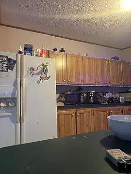 Stillhard8925 online show from 11/05/25, 06:52