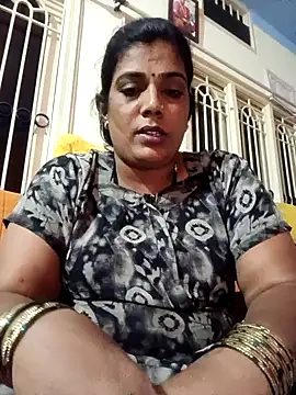 Snapshot of kissmetha chatting on 05/04/26, 08:05 kissmetha online show from 05/04/26, 08:05