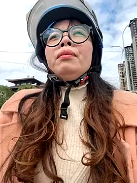 aa520uv online show from 11/13/25, 04:22