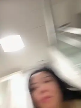 aa520uv online show from 11/24/25, 02:33