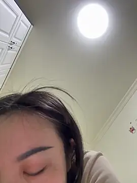 aa520uv online show from 12/15/25, 02:27