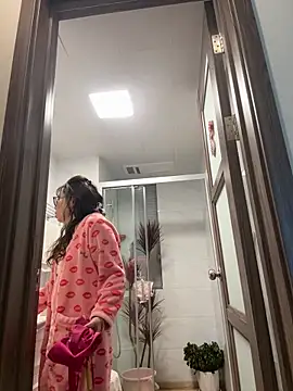 aa520uv online show from 03/16/26, 05:44