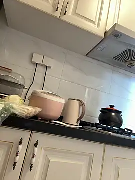 aa520uv online show from 03/25/26, 03:01