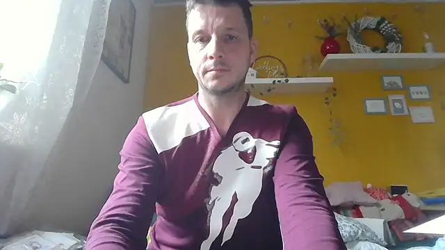 Snapshot of wassermann8484 chatting on 11/15/25, 09:06 wassermann8484 online show from 11/15/25, 09:06