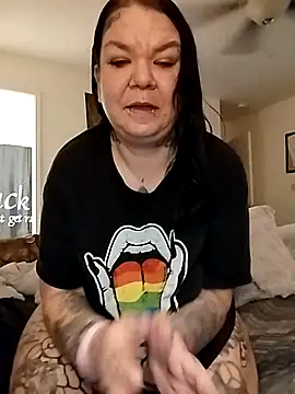 Snapshot of Brooklync03 chatting on 01/08/26, 12:18 Brooklync03 online show from 01/08/26, 12:18