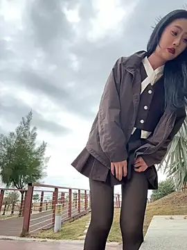 linger-23 online show from 01/12/26, 06:40