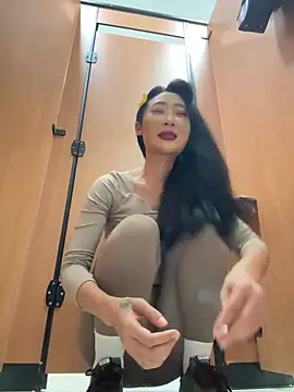 linger-23 online show from 05/13/26, 08:01