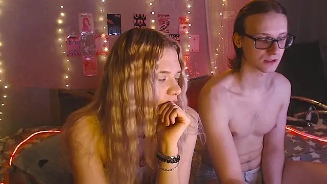 Your Horny Friends online show from 03/24/26, 04:23