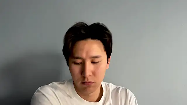 Snapshot of aliktasty chatting on 10/05/25, 10:02 aliktasty online show from 10/05/25, 10:02