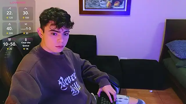 Snapshot of lukeboyce33 chatting on 01/08/26, 12:24 lukeboyce33 online show from 01/08/26, 12:24