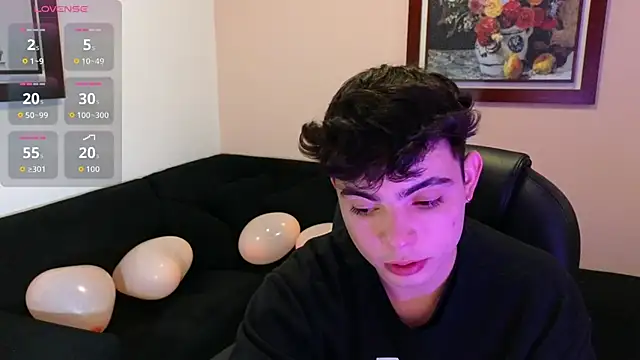 Snapshot of lukeboyce33 chatting on 02/07/26, 12:47 lukeboyce33 online show from 02/07/26, 12:47