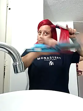 Snapshot of LEIDY_LORENA chatting on 10/07/25, 03:42 LEIDY LORENA online show from 10/07/25, 03:42