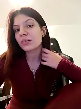 Snapshot of MeCherryy chatting on 11/09/25, 01:20 MeCherryy online show from 11/09/25, 01:20