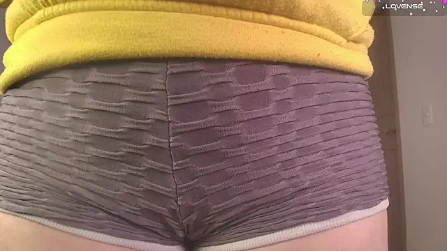 Snapshot of Sairy_ chatting on 11/14/25, 05:55 Sairy online show from 11/14/25, 05:55