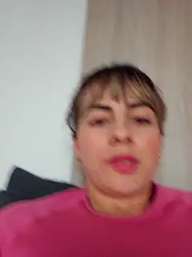 Snapshot of Sairy_ chatting on 12/16/25, 09:31 Sairy online show from 12/16/25, 09:31