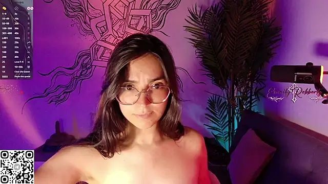 Emmi Roberts online show from 04/13/26, 02:06