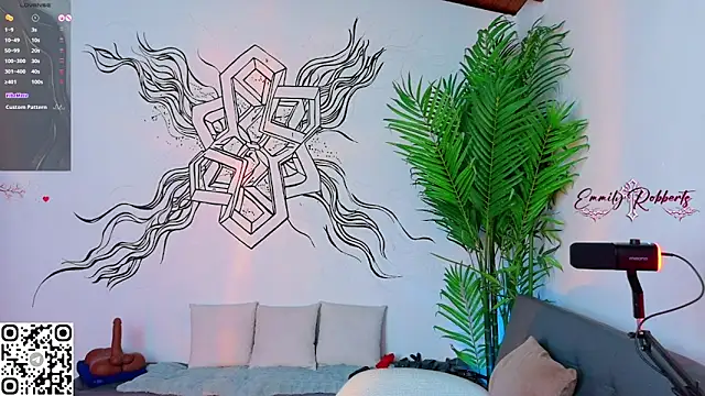 Emmi Roberts online show from 04/17/26, 08:12