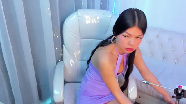 Snapshot of Pretty_Johnson_ chatting on 10/16/25, 12:39 Pretty Johnson online show from 10/16/25, 12:39