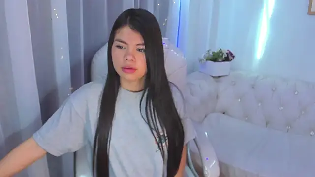 Snapshot of Pretty_Johnson_ chatting on 10/19/25, 01:12 Pretty Johnson online show from 10/19/25, 01:12