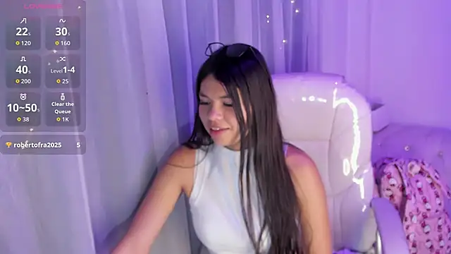 Snapshot of Pretty_Johnson_ chatting on 11/12/25, 11:32 Pretty Johnson online show from 11/12/25, 11:32