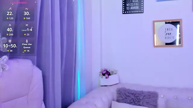 Snapshot of Pretty_Johnson_ chatting on 12/22/25, 11:40 Pretty Johnson online show from 12/22/25, 11:40