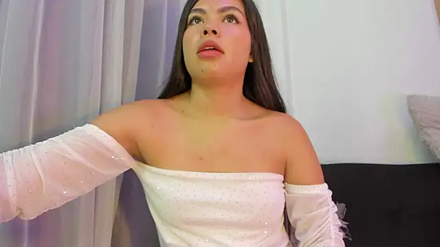 Snapshot of Pretty_Johnson_ chatting on 02/19/26, 12:23 Pretty Johnson online show from 02/19/26, 12:23