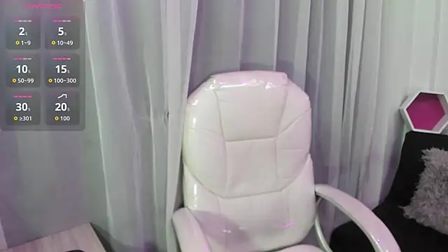 Snapshot of Pretty_Johnson_ chatting on 02/28/26, 11:33 Pretty Johnson online show from 02/28/26, 11:33