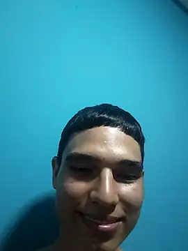 Snapshot of Saul_yei chatting on 03/15/25, 06:25 Saul yei online show from 03/15/25, 06:25