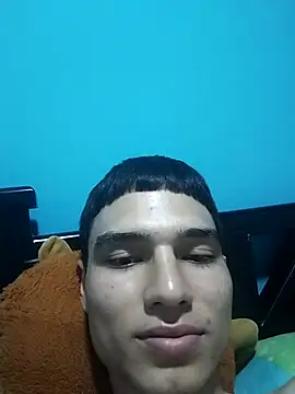 Snapshot of Saul_yei chatting on 03/18/25, 10:48 Saul yei online show from 03/18/25, 10:48