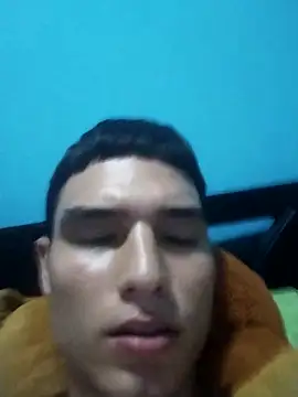 Snapshot of Saul_yei chatting on 03/19/25, 06:24 Saul yei online show from 03/19/25, 06:24