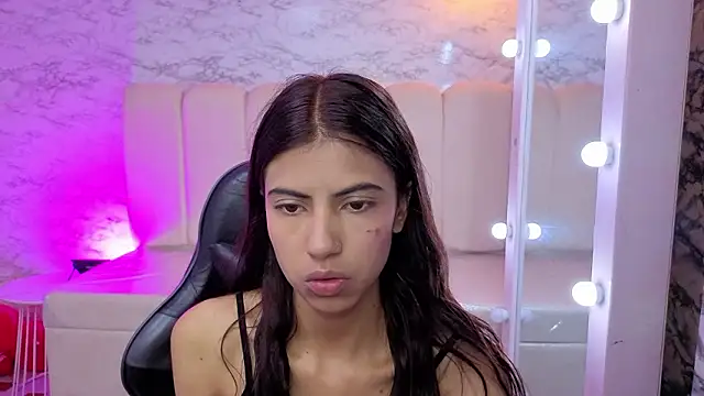 Snapshot of _Kitty_v chatting on 02/24/26, 01:09 Kitty v online show from 02/24/26, 01:09