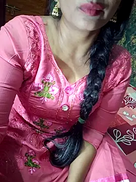 Snapshot of Shalini_telugu09 chatting on 10/25/25, 01:07 Shalini telugu09 online show from 10/25/25, 01:07