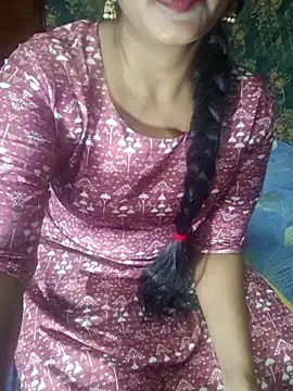 Snapshot of Shalini_telugu09 chatting on 01/19/26, 02:43 Shalini telugu09 online show from 01/19/26, 02:43