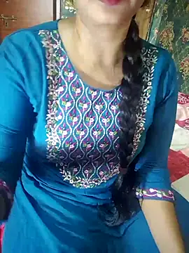 Snapshot of Shalini_telugu09 chatting on 03/02/26, 09:38 Shalini telugu09 online show from 03/02/26, 09:38