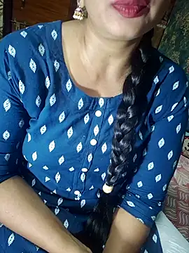 Snapshot of Shalini_telugu09 chatting on 05/07/26, 02:11 Shalini telugu09 online show from 05/07/26, 02:11