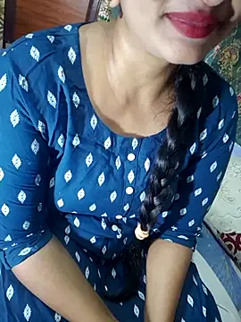 Snapshot of Shalini_telugu09 chatting on 06/07/26, 09:02 Shalini telugu09 online show from 06/07/26, 09:02