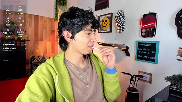 Snapshot of Yaiden_11 chatting on 03/19/25, 01:07 Yaiden 11 online show from 03/19/25, 01:07