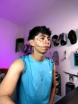 Snapshot of Yaiden_11 chatting on 10/21/25, 10:05 Yaiden 11 online show from 10/21/25, 10:05