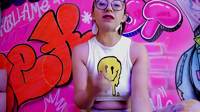 Snapshot of AngelinaBlanc_ chatting on 09/10/25, 11:54 AngelinaBlanc online show from 09/10/25, 11:54