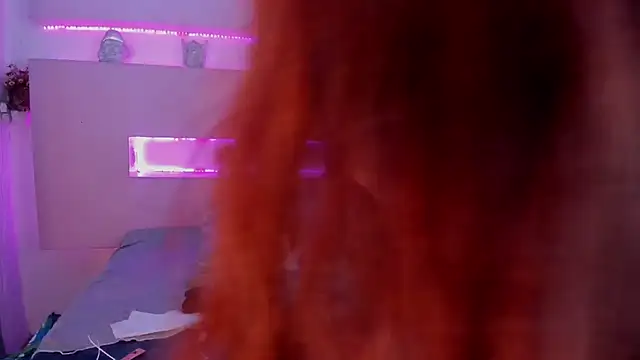 Snapshot of AngelinaBlanc_ chatting on 10/08/25, 10:57 AngelinaBlanc online show from 10/08/25, 10:57