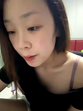 Minnie-66 online show from 10/16/25, 11:11