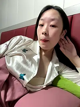 Minnie-66 online show from 10/21/25, 01:23