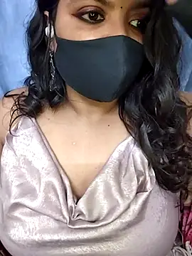 Snapshot of Tamil_hot_whiskey_girl chatting on 03/14/25, 04:19 Tamil hot whiskey girl online show from 03/14/25, 04:19