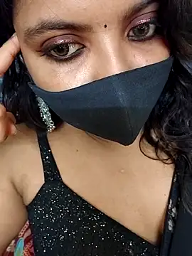 Snapshot of Tamil_hot_whiskey_girl chatting on 03/15/25, 03:59 Tamil hot whiskey girl online show from 03/15/25, 03:59