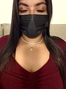 Snapshot of Tamil_hot_whiskey_girl chatting on 09/27/25, 02:33 Tamil hot whiskey girl online show from 09/27/25, 02:33