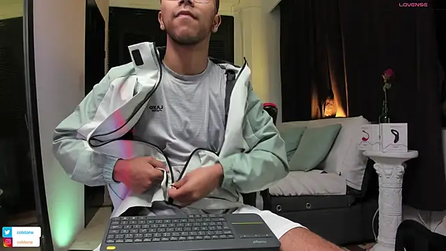 Colstorw  online show from 09/26/25, 10:41