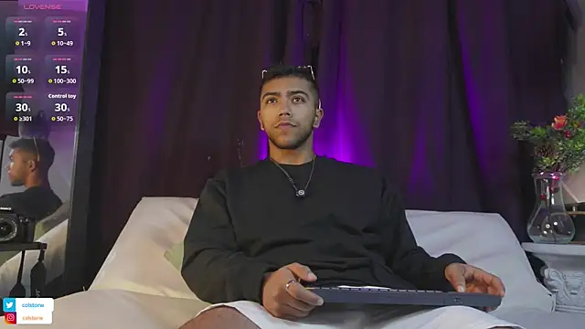 Colstorw  online show from 12/19/25, 10:00