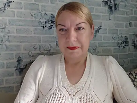 Lillia Ray online show from 10/11/25, 07:51