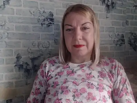 Snapshot of Lillia_Ray chatting on 12/22/25, 09:17 Lillia Ray online show from 12/22/25, 09:17