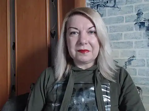 Snapshot of Lillia_Ray chatting on 02/24/26, 10:24 Lillia Ray online show from 02/24/26, 10:24